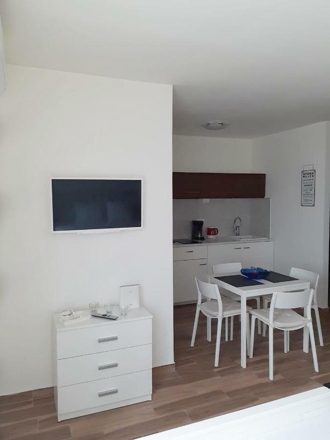 Apartment Mony Rovinj Extérieur photo